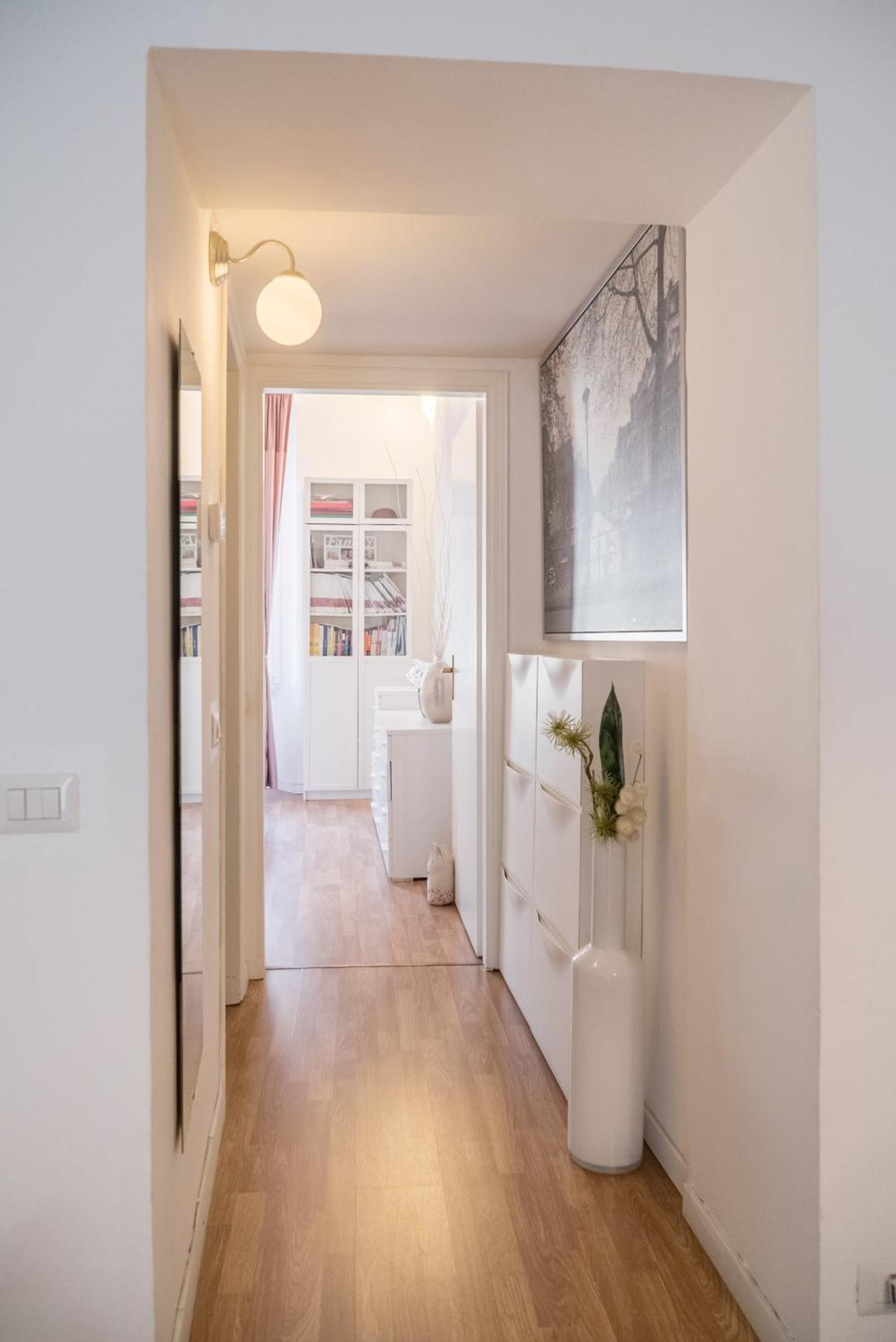 Charming Milanese Aparment Milán